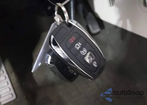 2019 Lincoln Nautilus Reserve z USA, uszkodzony, nr VIN 2LMPJ8LP9KBL46911